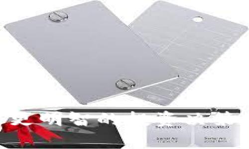    如何查看加密钱包余额及其图片展示  / 

 guanjianci  加密钱包, 查看余额, 加密货币, 钱包图片  /guanjianci 

引言
随着加密货币的兴起，加密钱包逐渐成为人们管理数字资产的重要工具。不论是比特币、以太坊还是其他各种加密货币，用户都需要定期查看自己的钱包余额，以确保资产的安全与透明度。此外，随着技术的发展，许多加密钱包也提供了丰富的图片展示功能，使得用户更直观地理解自己的资产状况。在这篇文章中，我们将深入探讨如何查看加密钱包的余额及其对应的图片展示，确保您在管理数字资产时具备全面的知识。

什么是加密钱包
加密钱包是一种用于存储和管理加密货币的工具，类似于传统钱包保存现金和信用卡的功能。加密钱包有多种类型，包括热钱包（在线钱包）和冷钱包（离线钱包）。热钱包提供便捷的交易功能，但相对安全性较低；而冷钱包则更为安全，适合长期保存资产。
加密钱包的基本功能包括接收、发送和存储加密货币。不过，其具体的操作和界面可能因不同的钱包类型而有所差异。无论选择哪种钱包，了解如何查看余额是每位投资者必须掌握的基本技能。

如何查看加密钱包的余额
查看加密钱包余额的过程通常比较简单。以下是一些主要步骤：
ol
    listrong登录钱包应用或网站/strong：首先，您需要登录到您的加密钱包。这可以通过手机应用、桌面应用或直接访问其官方网页进行。/li
    listrong查找余额信息/strong：在大多数钱包的首页，您可以看到一个明确的余额显示部分。通常，余额直接显示在您的账户信息栏中，可能用数字和所持有的加密货币种类相结合的形式呈现。/li
    listrong查看交易历史/strong：一些钱包还提供交易历史功能，您可以通过查看过往的交易来获取更全面的财务状况。/li
/ol
请注意，不同的钱包可能在界面和功能上有所不同，因此上述步骤仅供参考。在某些综合性钱包中，您可能需要选择特定的加密货币，以查看该货币的余额。

加密钱包余额的图片展示
许多现代加密钱包提供图形化的资产展示功能。一些特色功能包括：
ul
    listrong资产分布图/strong：钱包应用可能提供资产分布图，以可视化的方式展示您持有的不同加密货币在整体投资组合中的占比。/li
    listrong资产变化趋势图/strong：部分钱包会展示您资产在不同时间段的变化趋势，通过图表让您更直观地了解资产的增减情况。/li
    listrong实时更新的市场价格/strong：一些钱包还会展示您所持有加密货币的实时市场价格，与余额结合，呈现出更全面的投资状况。/li
/ul
这些图形化的展示功能使得用户能够更轻松地理解其投资状况，特别是面对多个加密货币时尤为重要。

可能相关的问题
ol
    li如何安全地保存加密钱包的私钥？/li
    li加密钱包的安全性有多高？/li
    li如果我的钱包丢失了，我可以找回我的资产吗？/li
    li如何防止加密钱包被黑客攻击？/li
    li不同类型的加密钱包有什么区别？/li
/ol

1. 如何安全地保存加密钱包的私钥？
私钥是您访问和管理加密货币资产的唯一钥匙。因此，安全地保存私钥至关重要。以下是一些保护私钥的建议：
ul
    listrong使用冷钱包/strong：冷钱包（如硬件钱包）不连接互联网，可以有效防止黑客攻击。将私钥存储在硬件钱包上是一种安全的选择。/li
    listrong备份私钥/strong：使用纸质备份或其他离线方式备份您的私钥，并把备份存放在安全的地点，例如安全箱中。/li
    listrong使用密码管理工具/strong：一些密码管理工具可以安全地存储私钥。这些工具通常提供多因素身份验证，增强了安全性。/li
    listrong定期更新和检查/strong：定期更新您私钥的存储方式和安全措施，以确保您的资产安全。/li
/ul
务必保持私钥的机密性，避免与他人分享，甚至是在可信任的环境中也应谨慎处理。

2. 加密钱包的安全性有多高？
加密钱包的安全性通常取决于其类型和使用的安全措施。热钱包的便捷性与安全性相对较低，因为它们始终连接互联网，容易受网络攻击。相比之下，冷钱包则提供了更高的安全性，尤其是在存储长期投资时。
为了提升钱包的安全性，还可以采取一些额外措施：如启用双因素身份验证（2FA）、设置复杂的密码，定期检查账户活动等。隐私保护也是一个重要方面，选择在您可以信赖的钱包服务商提供的产品。
虽然无法提供100%安全的保障，但采取适当的措施可以大幅提高钱包的安全性。确保定期监测您的钱包安全状态，以检测潜在的安全隐患。

3. 如果我的钱包丢失了，我可以找回我的资产吗？
如果您丢失了钱包，是否能够找回资产主要取决于您的钱包类型和备份方式。大多数加密钱包允许用户通过恢复短语（种子词）来找回钱包。如果您已安全地备份了这些恢复短语，那么即使丢失了设备，也可以通过新设备重新获得资产访问权。
因此，确保在创建钱包时记录并安全存储恢复短语至关重要。无论是纸质记录还是数字存储，确保这些信息不被他人获得是非常重要的。
不过，对于一些不提供恢复功能的轻钱包或未备份的热钱包，一旦丢失便无法找回。因此，务必确保备份措施的到位，以及了解如何使用它们来恢复访问权。

4. 如何防止加密钱包被黑客攻击？
防止加密钱包受到黑客攻击的最佳方法是采取多层保护措施。以下是一些有效的策略：
ul
    listrong使用强密码/strong：确保钱包和账户使用复杂且独特的密码，并定期更改密码。/li
    listrong启用双因素身份验证/strong：许多钱包提供双因素身份验证，增加了恶意攻击者入侵的难度。务必开启此安全选项。/li
    listrong保管好私钥和恢复短语/strong：避免在线存储私钥和恢复短语，最好以离线方式储存并放在安全的地方。/li
    listrong定期监测资产活动/strong：定期检查您的钱包活动，尽早发现异常行为并采取行动。/li
    listrong保持软件更新/strong：在使用的所有钱包软件和设备上保持最新版本，更新可以修补已知的安全漏洞。/li
/ul
通过这些安全措施，可以在一定程度上保护您的加密钱包不被黑客攻击。

5. 不同类型的加密钱包有什么区别？
加密钱包的类型主要有热钱包、冷钱包、硬件钱包和软件钱包等。每种类型的特点各异，适合不同的用户需求：
ul
    listrong热钱包/：这些钱包始终连接到互联网，便于即时交易，但安全性较低。适合频繁交易的用户，但不适合保存大量资产。/li
    listrong冷钱包/strong：包括纸钱包和硬件钱包。由于其非互联网连接特点，冷钱包提供更高的安全性，适合长期保存资产。/li
    listrong硬件钱包/strong：具体为专用的硬件设备，可以存储私钥并以极高的安全性来管理资产，是许多长期投资者的首选。/li
    listrong软件钱包/strong：这些钱包安装在您的设备上，使用方便，但需关注安全问题。/li
/ul
综上所述，不同类型钱包的选择应基于个人的投资偏好、交易频率和安全性需求。

结论
在加密货币不断发展的背景下，了解如何查看加密钱包余额以及相关的安全措施至关重要。通过科学的管理和保护措施，您能有效维护自己的数字资产安全。此外，掌握这些基本的知识能够帮助您做出更明智的投资决策，保障您在加密世界中的资金安全。